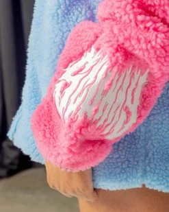 Scummy Bears FUZZY THINGZZ - OVERSIZED HIBERNATION JACKET (BLUE/PINK)