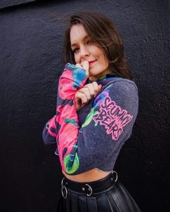 WAKAAN X SCUMMY BEARS - ANCIENT ALIENS - CROP HOODIE 13 WAKAAN X SCUMMY BEARS - ANCIENT ALIENS - CROP HOODIE